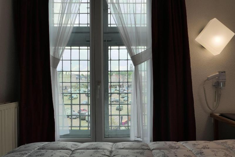 Les Trois Luppars Hotel 3*