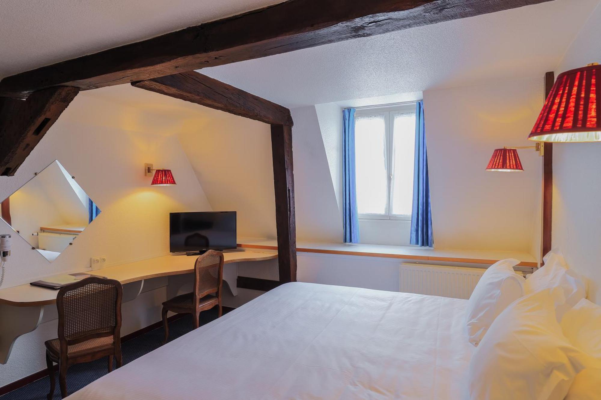 Les Trois Luppars Hotel Arras