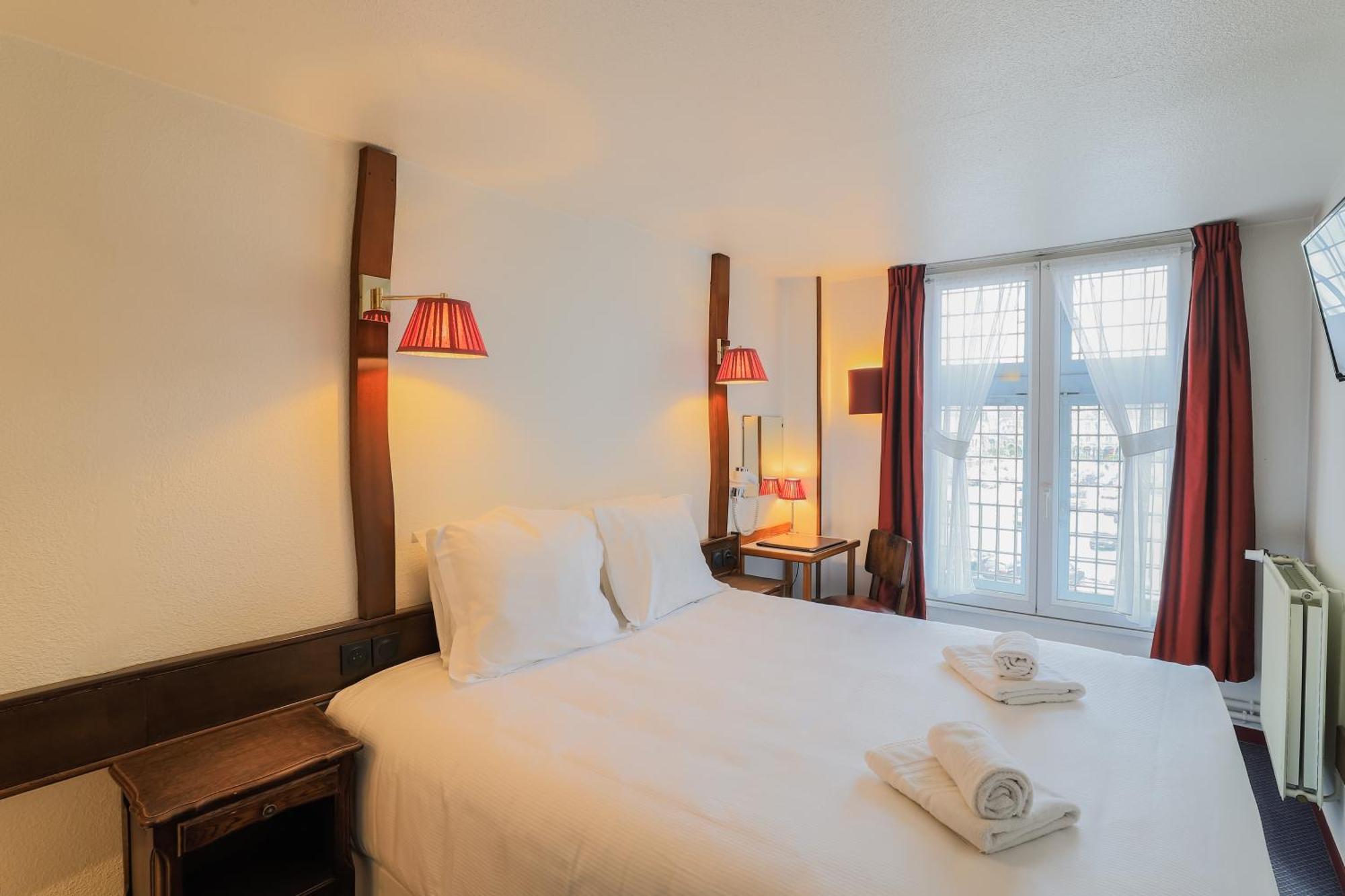 Les Trois Luppars Hotel Arras