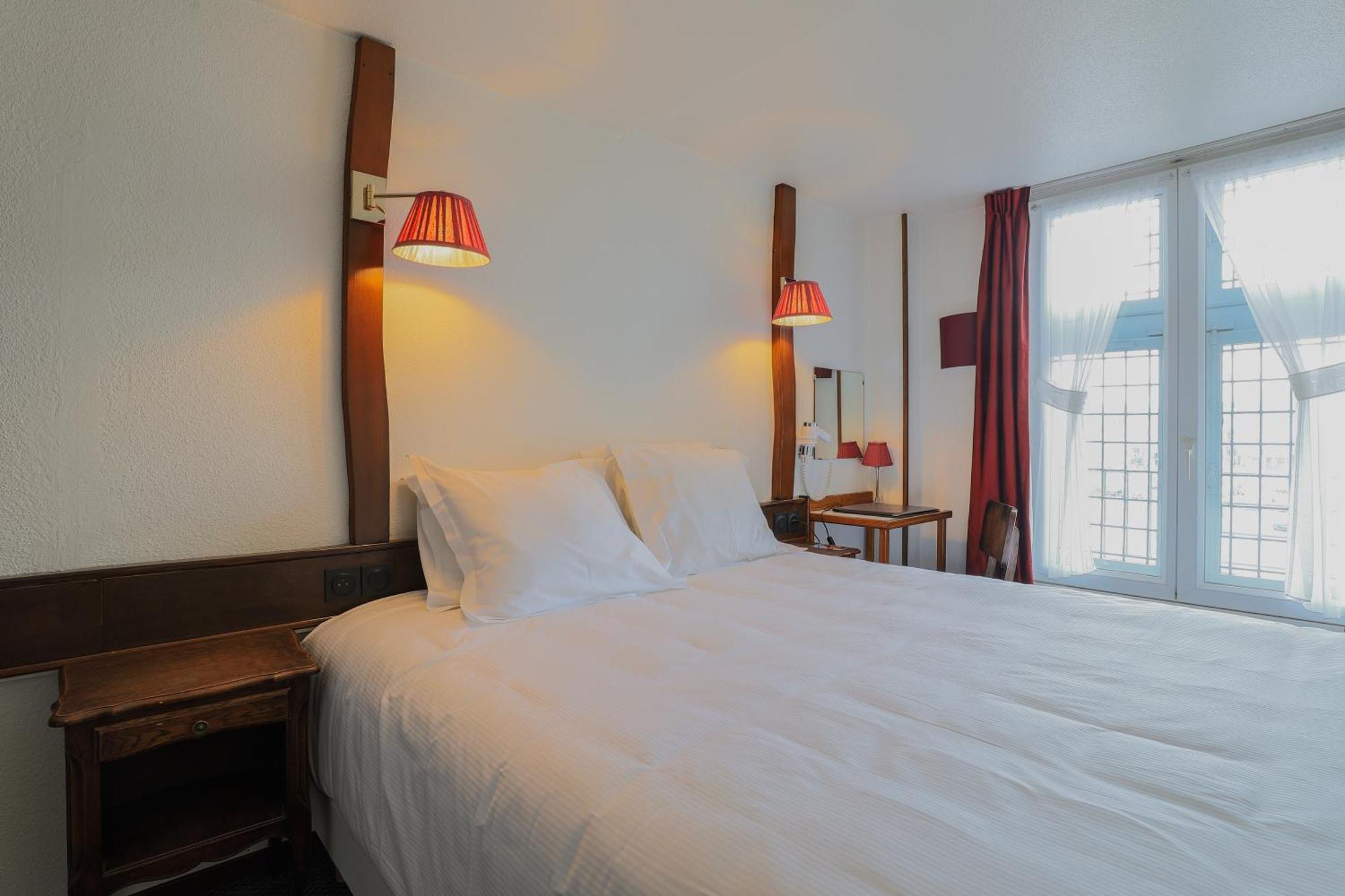 Les Trois Luppars Hotel Arras