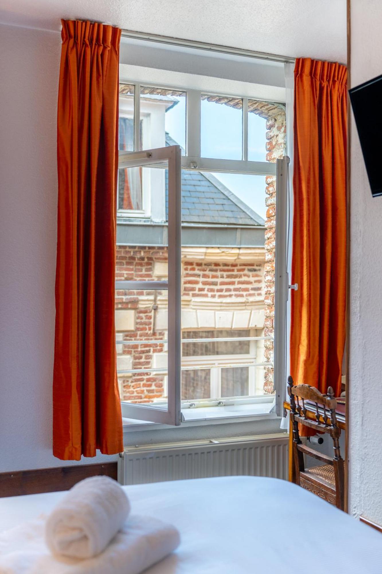 Les Trois Luppars 3* Arras